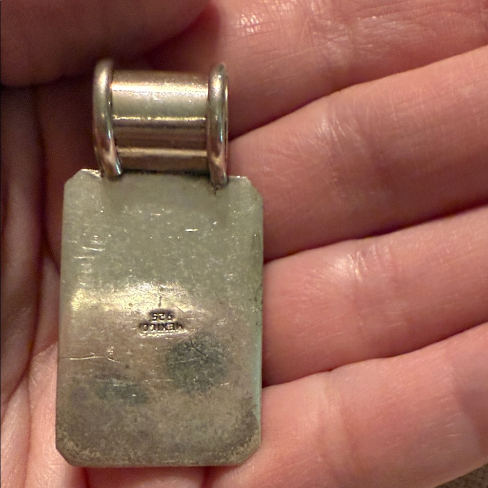 Silver And Black Rectangular Pendant - image 4